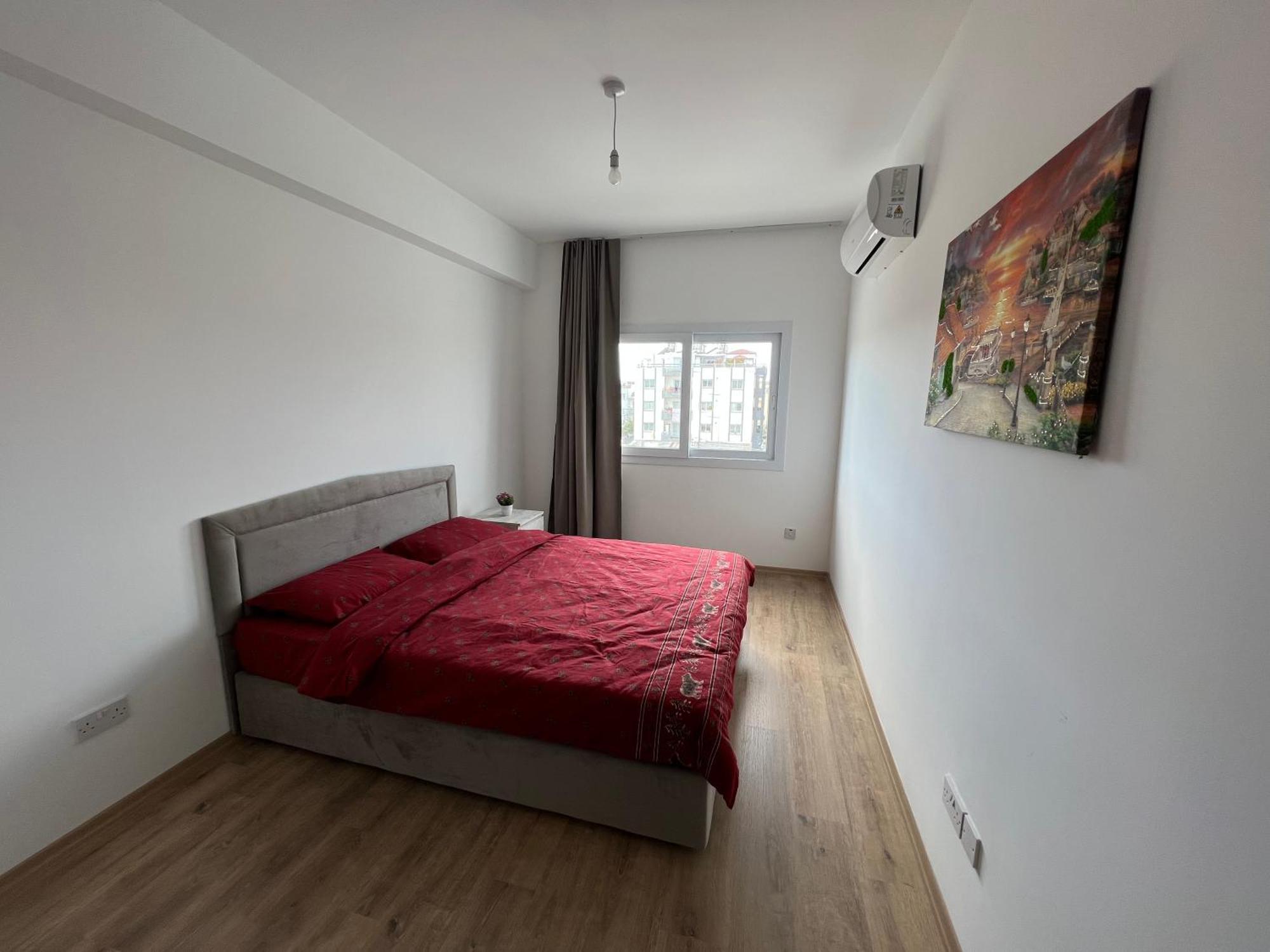 Tetris Apartment Spacious Comfortable Никосия Номер фото