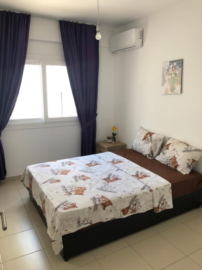 Tetris Apartment Spacious Comfortable Никосия Экстерьер фото